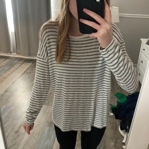 women’s longsleeve striped top